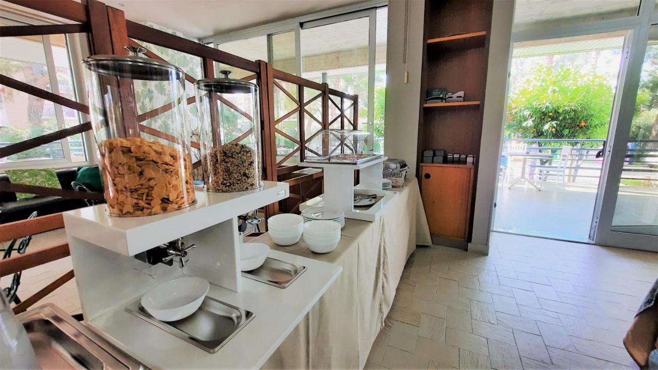 Hotel Pineta San Benedetto del Tronto Exterior foto